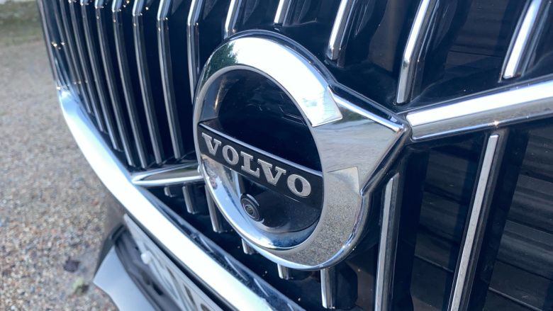 Volvo Xc60 2.0 T8 390 Hybrid Inscription Pro 5dr AWD G tronic Estate